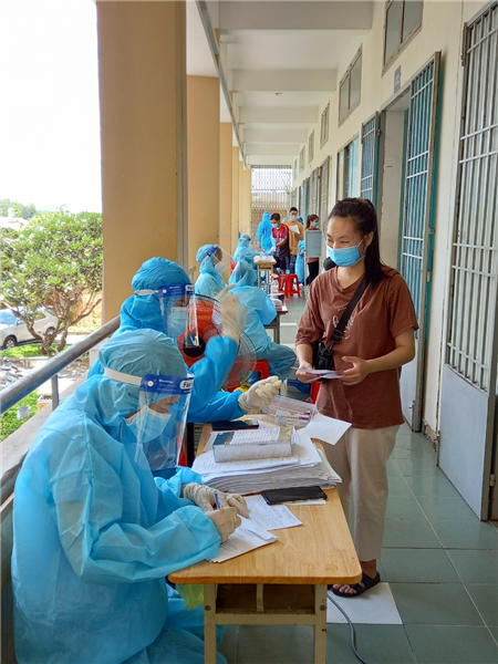 Covid vaccination for students staying in dormitory of Nha Trang University