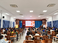 Nearly 200 students attended the workshop 