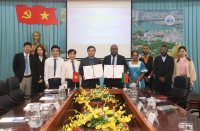 Delegation of Vanuatu Ministry of Education and Training signed a cooperation agreement with Nha Trang University