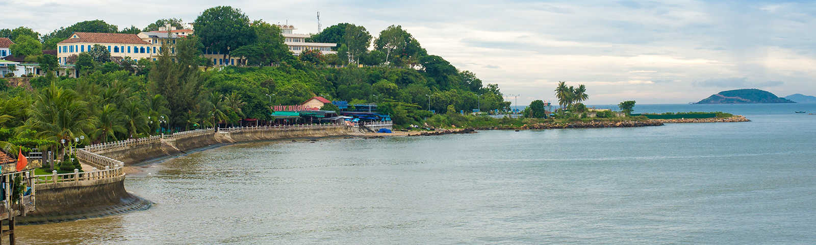 NTU nhin tu xa